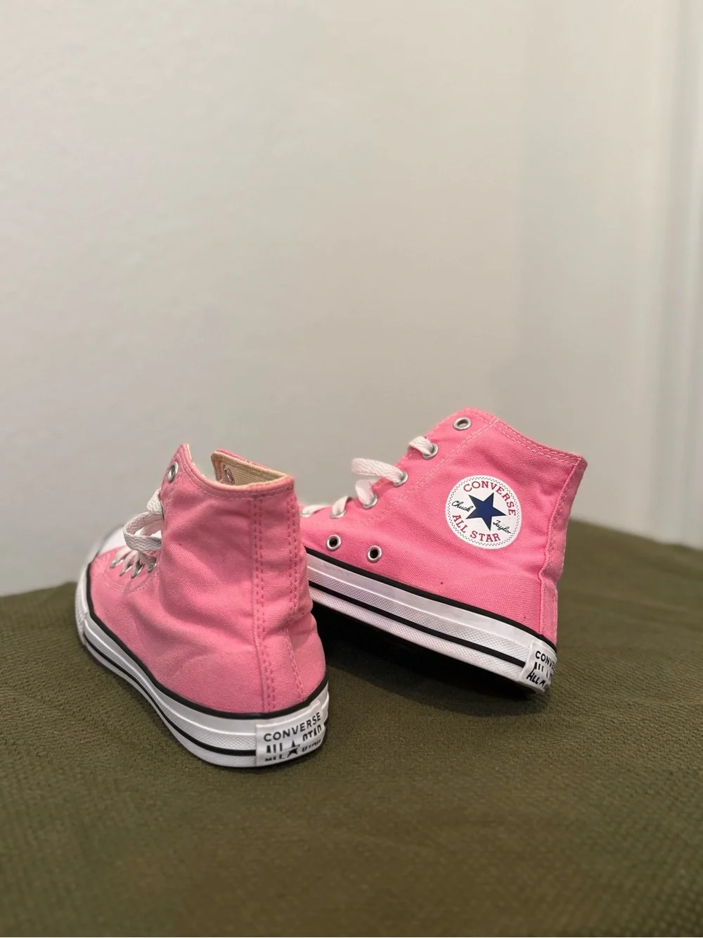 Converse Kids High-Top Canvas Sneakers in Pink